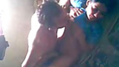 Arab mom sleep 21 yr old refugee in my wold