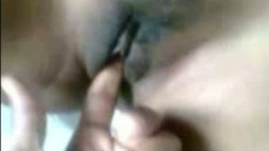 Tamil Lady Getting Her Boobs And Pussy Exposed