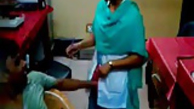 Desi Muslim Nurse Hindu Doctor Secret Fuck In Hospital - Indian Porn Tube  Video