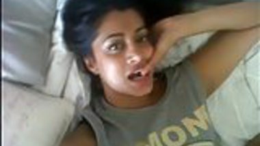 Indian Chick Fucked - South Indian Chick Gives Bj Deepthroats Amp Gags - Indian Porn Tube Video