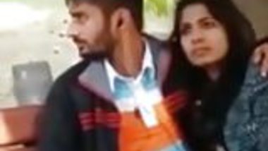 northindian girl and boy blowjob in park