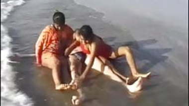 380px x 214px - Interracial Indian Sex Fun At The Beach - Indian Porn Tube Video