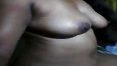 Indian mature wife showing her full nude body