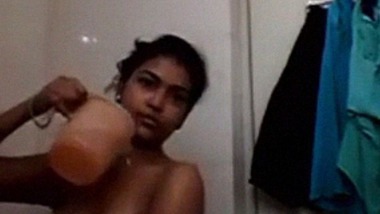 Mallu Kannur girl taking naked bath video
