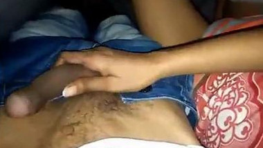 Horny desi bhabi handjob n try to inserting hubbyâ€™s cock her pussy inside the blanket