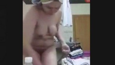 Desi Nude Clips - Desi Imo Video Call Sex indian porn