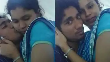 desi gal kissing by bf