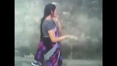 indian hot aunty in saree outdoor suck and boob press