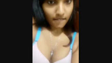 Beautiful Cute Tamil Girl Showing 4 Part Part 4