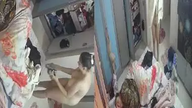 Tanker bhabhi dress change after nude bath