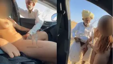 Nude wife?s road fun with a Rajasthani man in outdoor sex