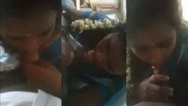 Chennai lady gives a Tamil blowjob to her lover