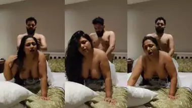 Man bangs a lady in doggy style in Tamil aunty sex MMS