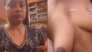 Huge ass busty girl in horniness rubbing pussy