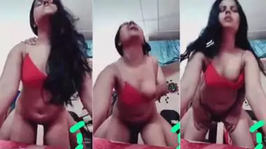 Cheating wife enjoys her lover’s dick deep in her cunt